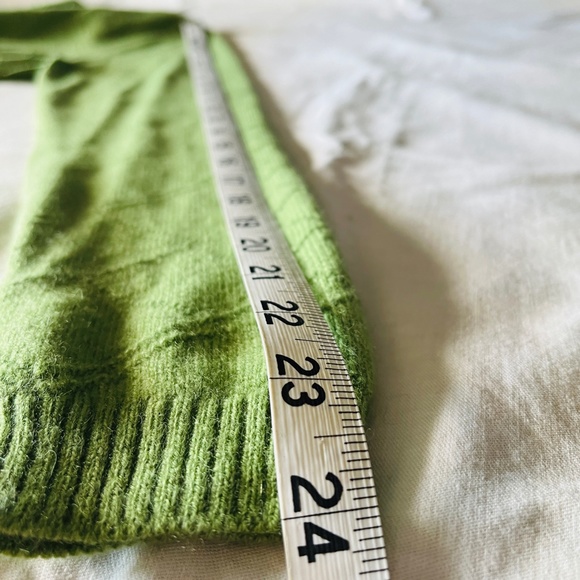 Cashmere sweater - Picture 7 of 9